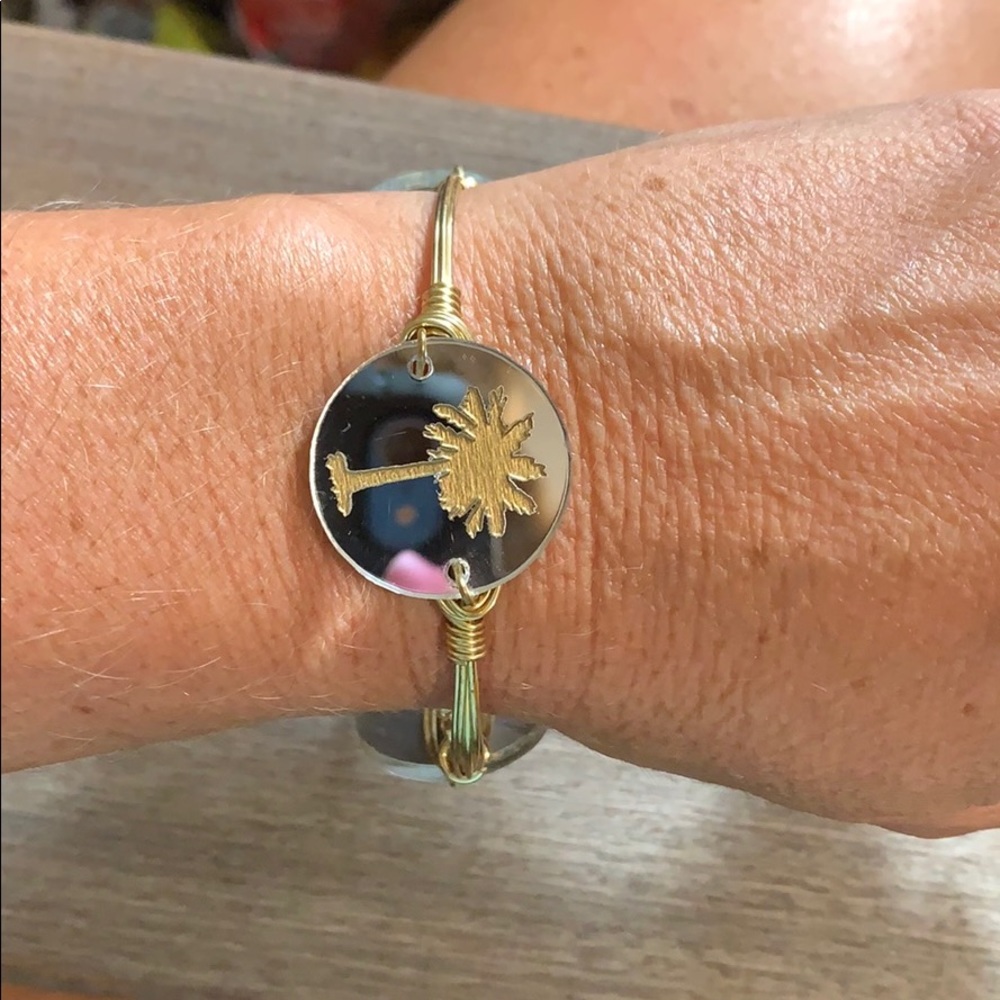Moon & Lola Palmetto Tree Bangle Bracelet 👠